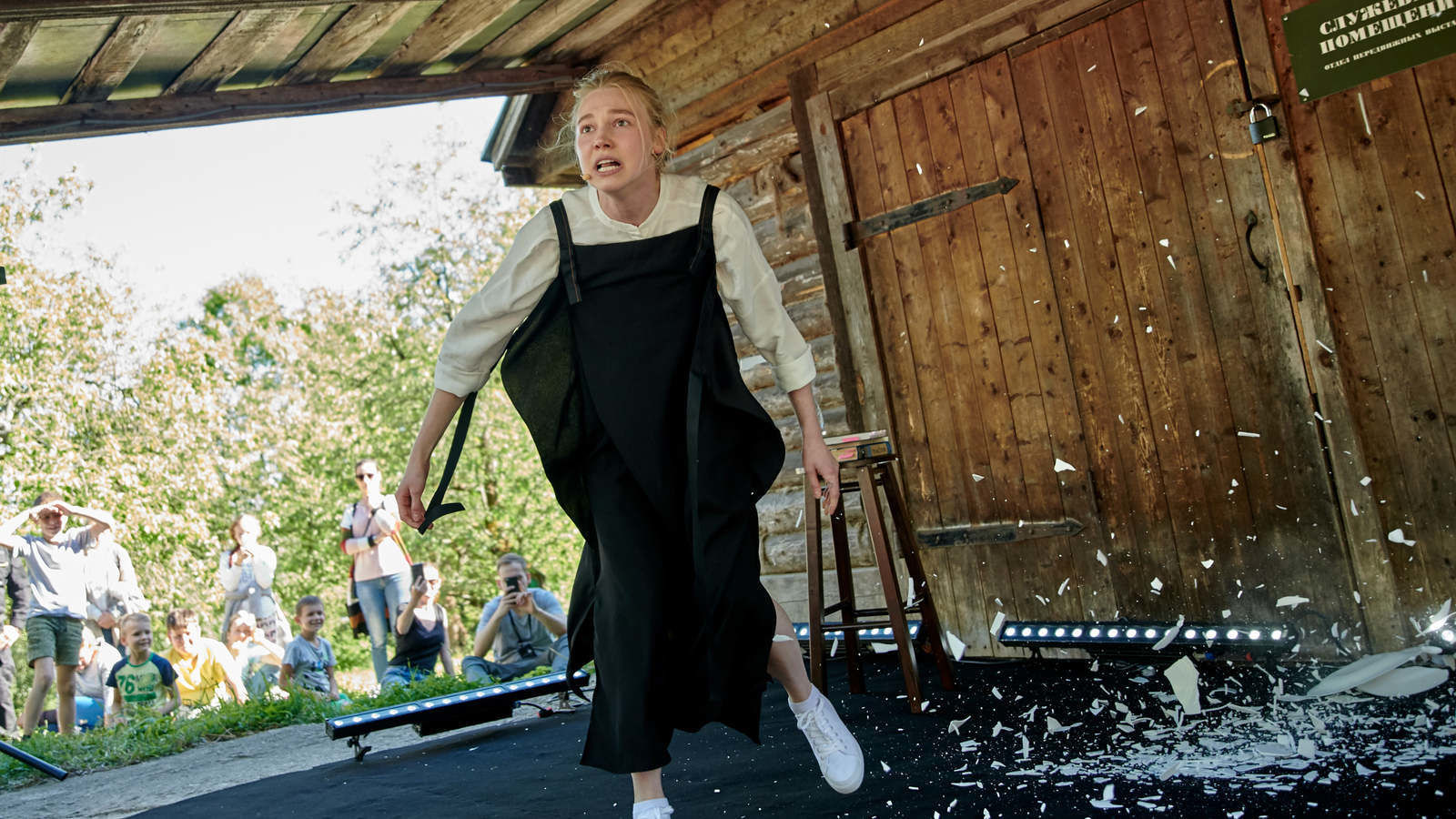 Кабаре «Ле Шамп»: Кто убил Анну